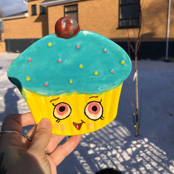 Shopkins Cupcake Queen handcrafted ceramic dessert plate Shopkin cutie🩵 - Picture 1 of 6